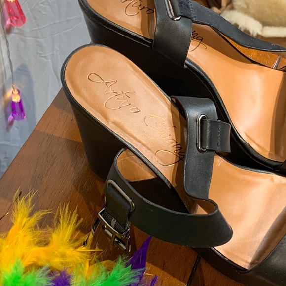 Wedges - Picture 3 of 4